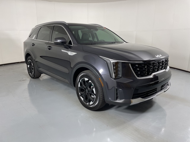 2025 Kia Sorento S photo 2