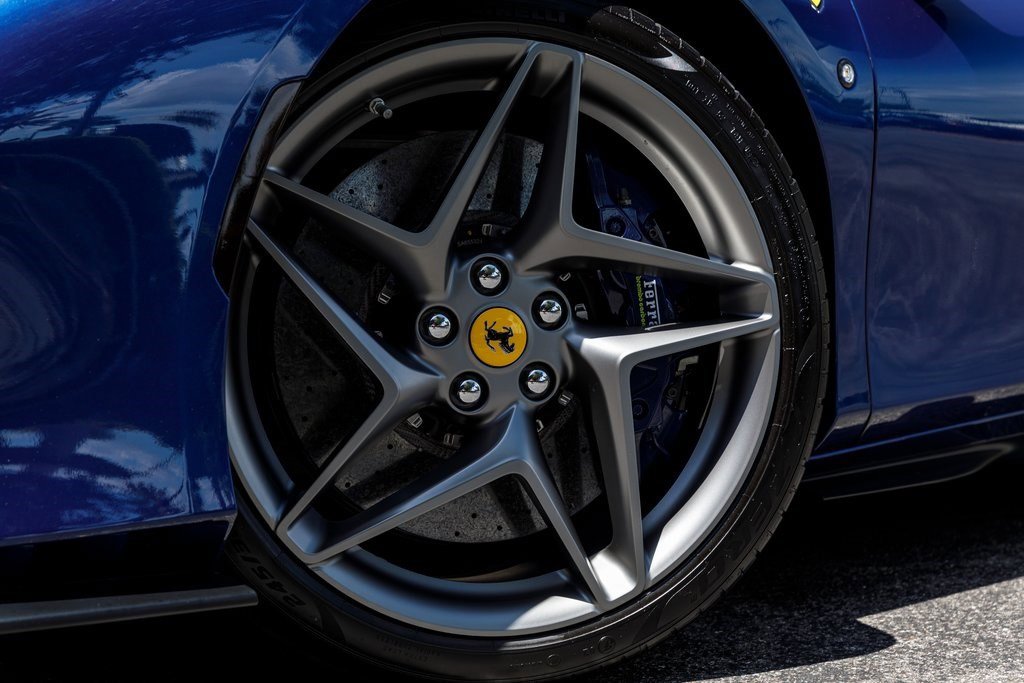 2022 Ferrari F8 Spider photo 10
