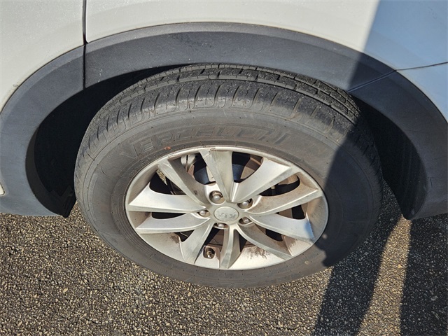 2016 Kia Sorento LX photo 2