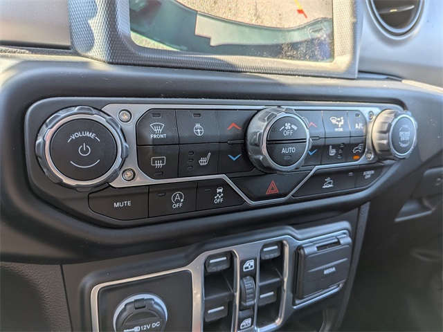 2021 Jeep Gladiator Sport photo 19