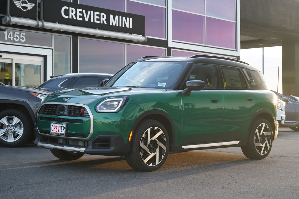 2026 MINI Countryman S's photo