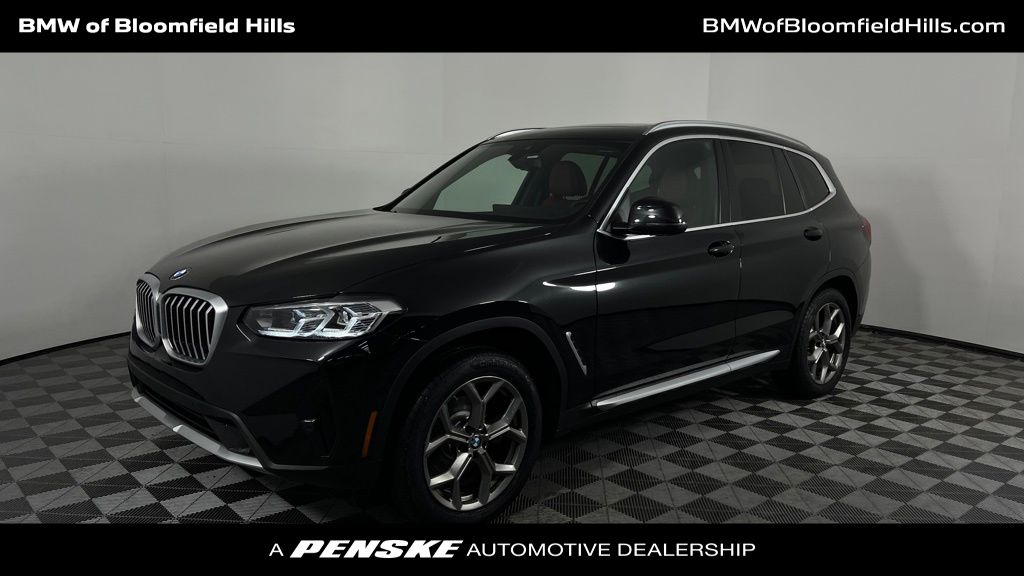 2022 BMW X3 30i's photo