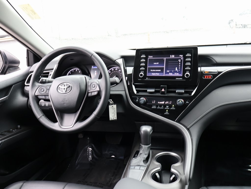 2024 Toyota Camry SE photo 13