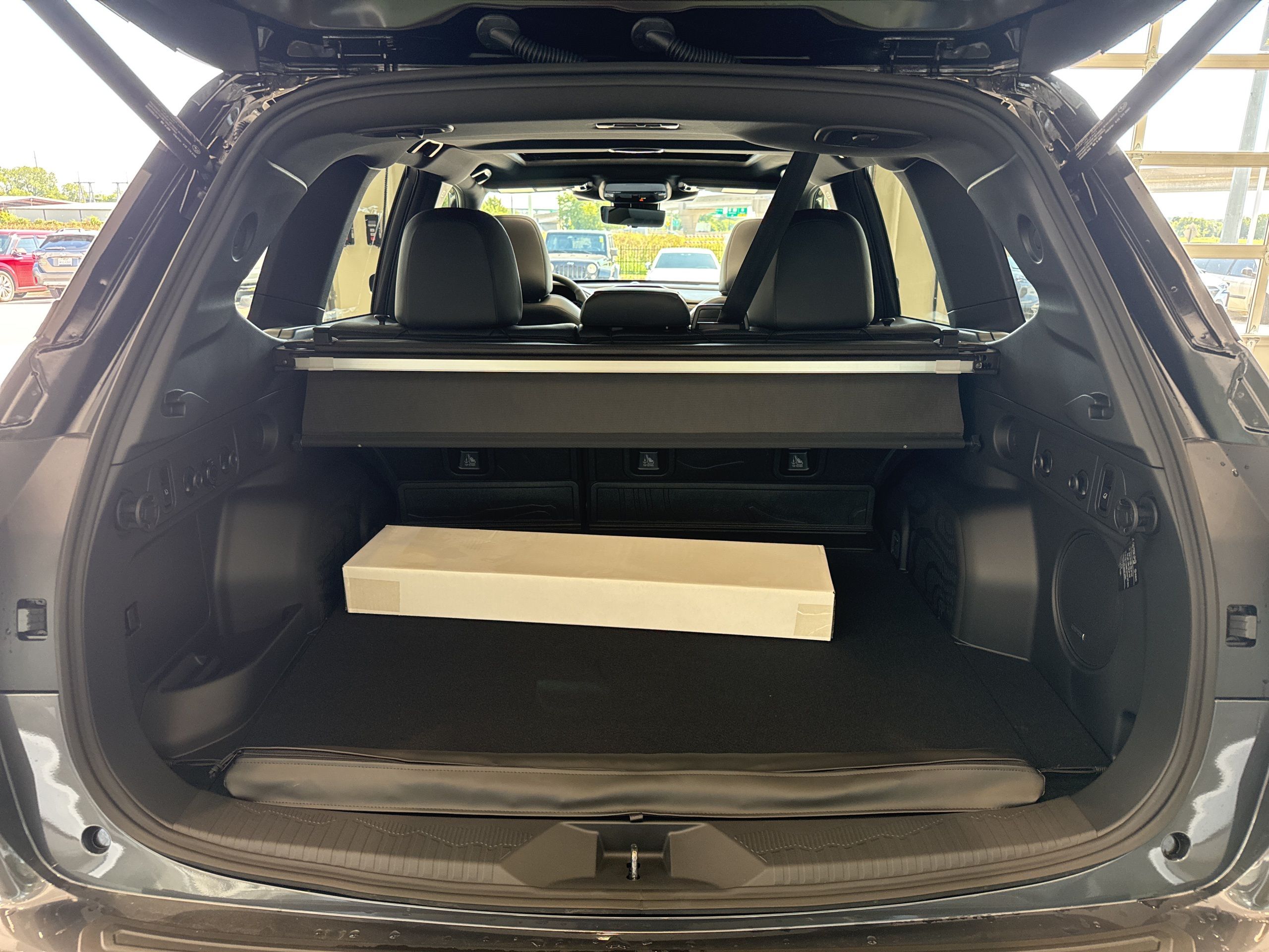 2025 Subaru Forester Touring photo 21