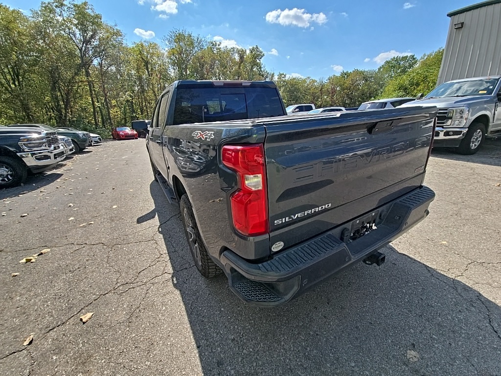 2020 Chevrolet Silverado 1500 RST photo 3