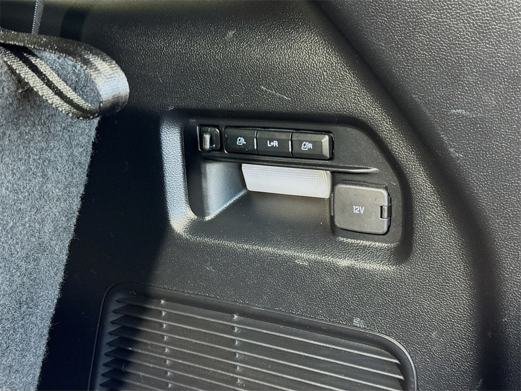 2021 Ford Explorer Limited photo 19