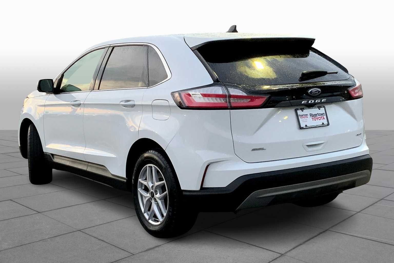 2024 Ford Edge SEL photo 10