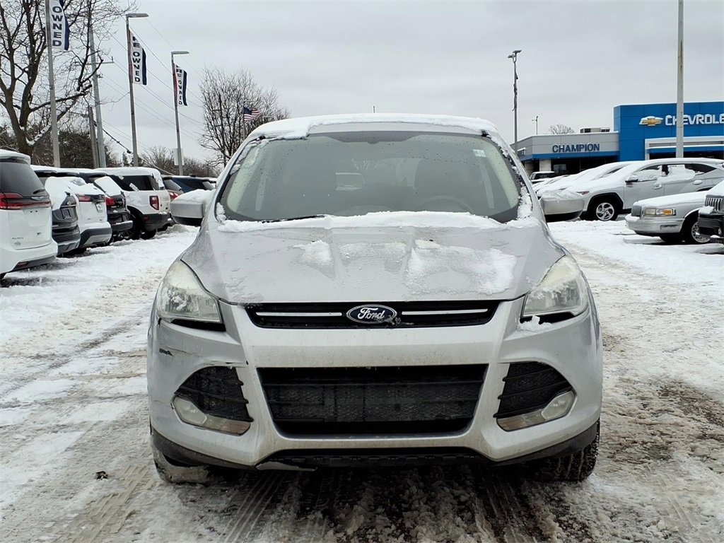 Used 2015 Ford Escape SE with VIN 1FMCU9G99FUA80972 for sale in Howell, MI