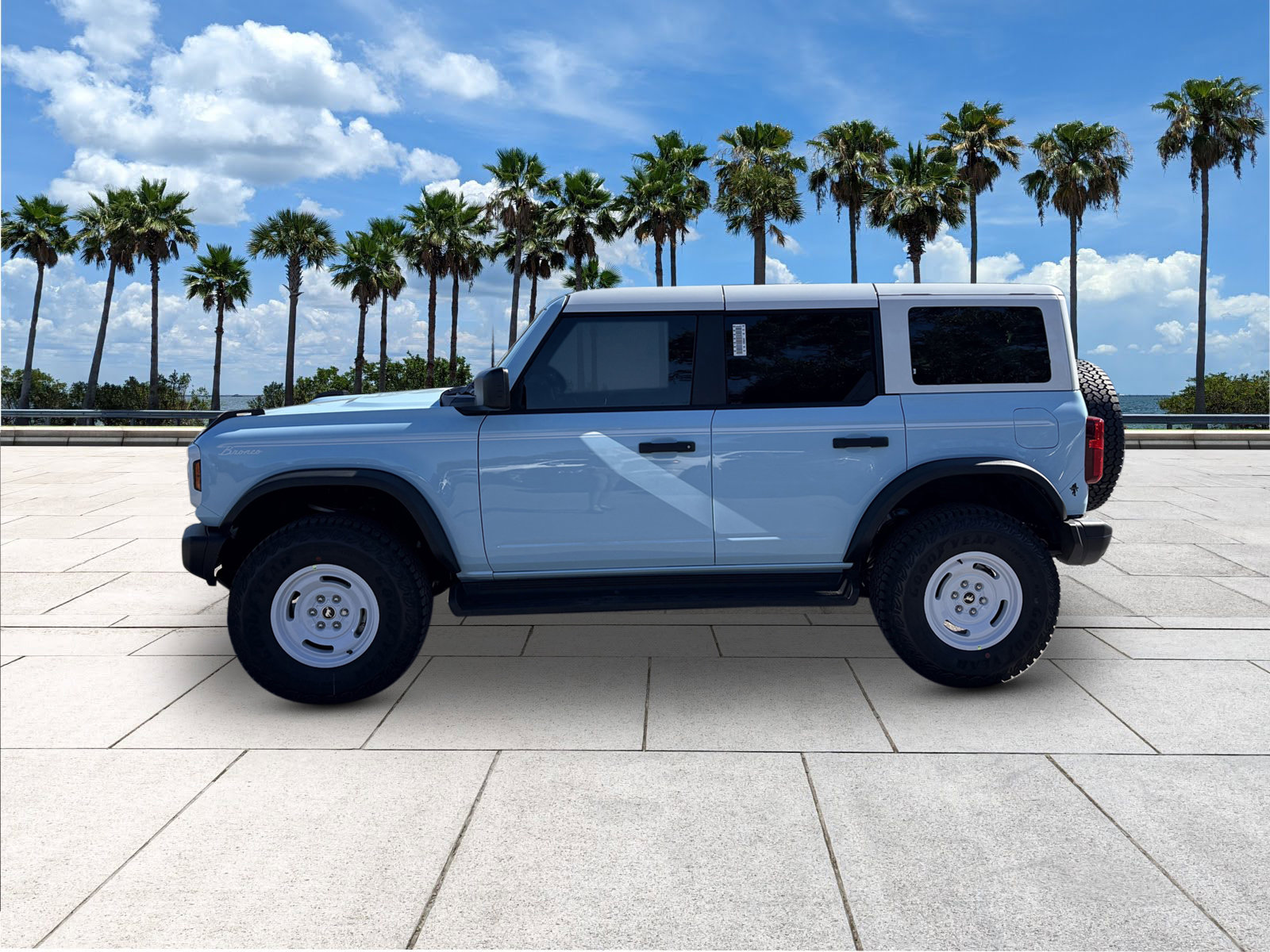 2025 Ford Bronco Heritage First Edition photo 4