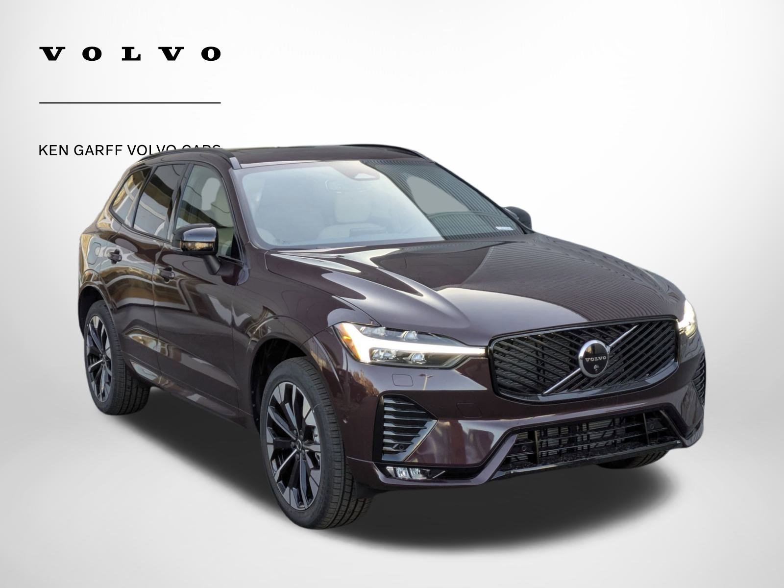 2026 Volvo XC60 Plus's photo