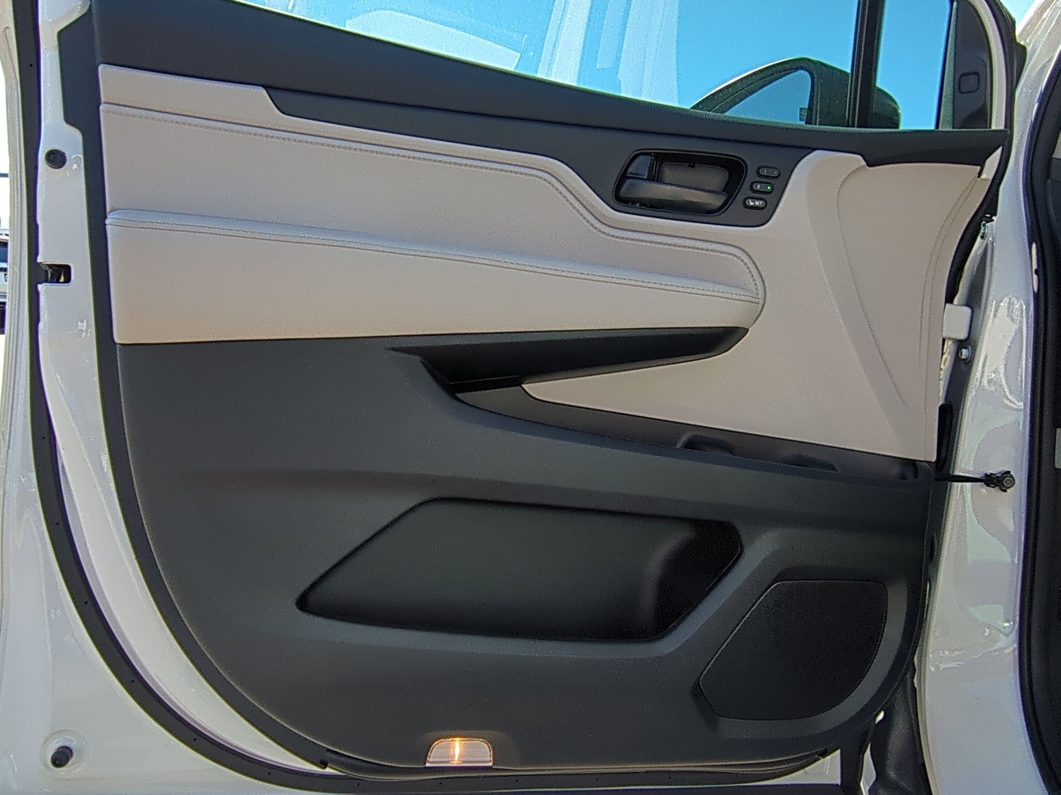 2026 Honda Odyssey EX-L photo 7
