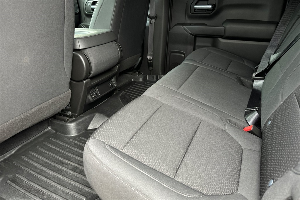 2021 Chevrolet Silverado 1500 Custom photo 11