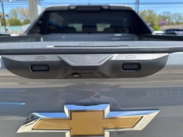 2025 Chevrolet Silverado EV LT photo 28