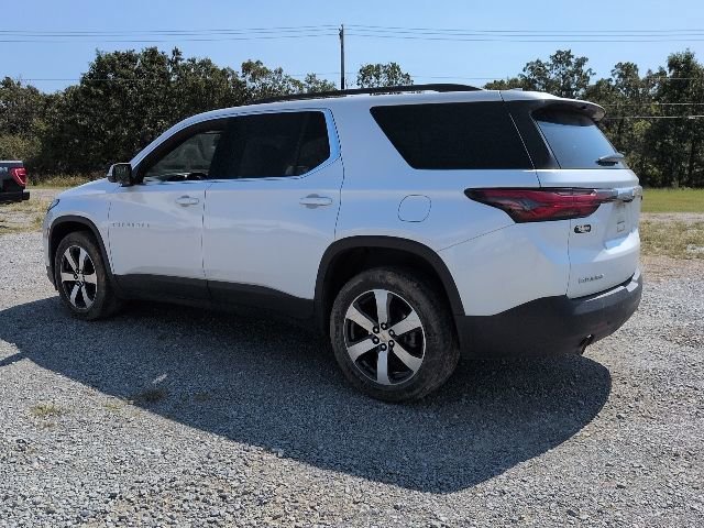 2022 Chevrolet Traverse Leather photo 2