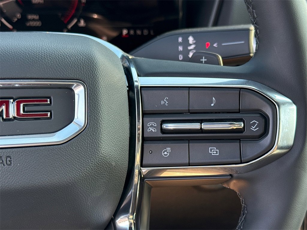 2026 Gmc Terrain Elevation Black Edition photo 18