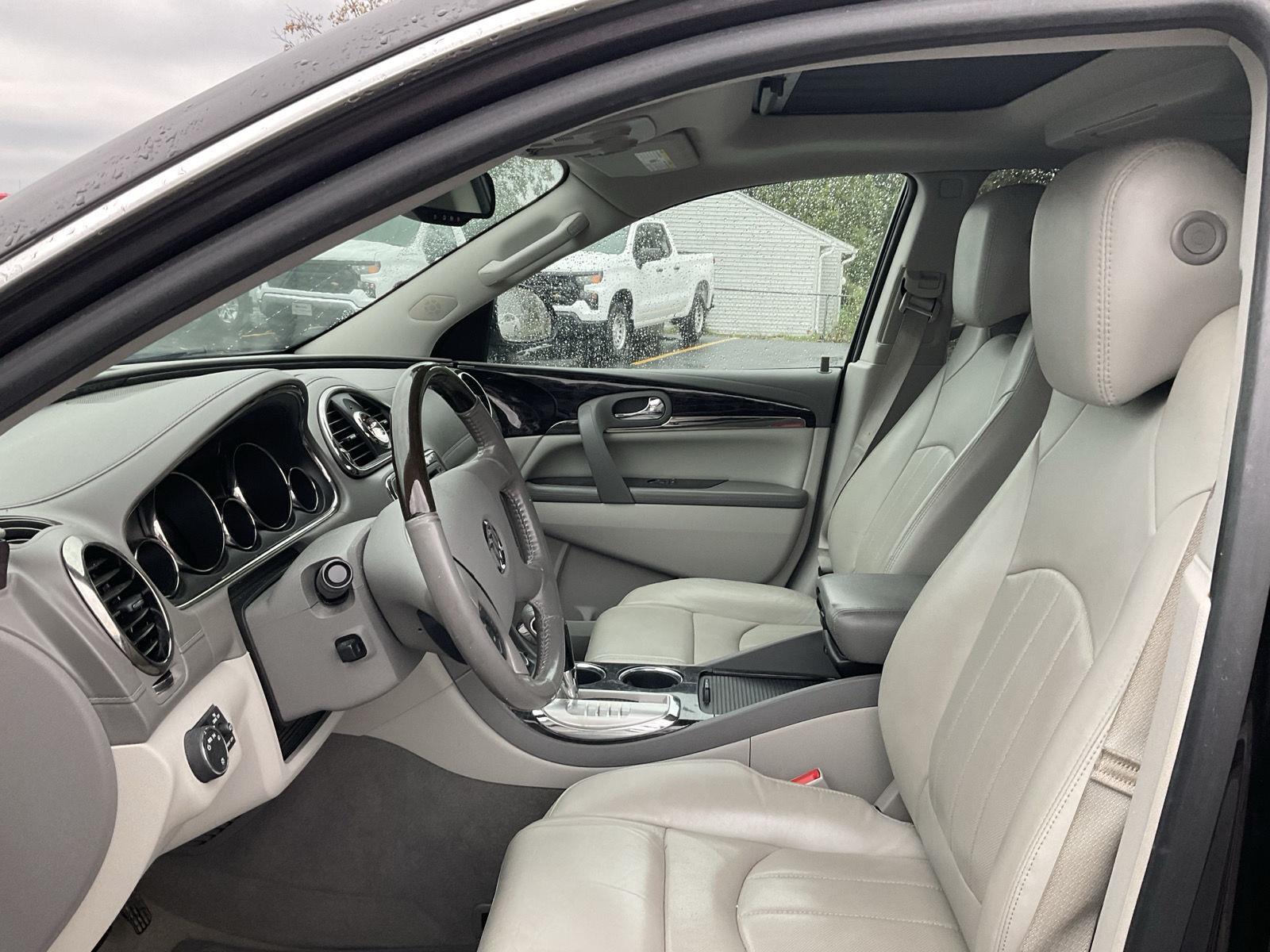 2017 Buick Enclave Premium photo 9