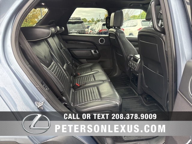 2019 Land Rover Discovery HSE Luxury photo 17