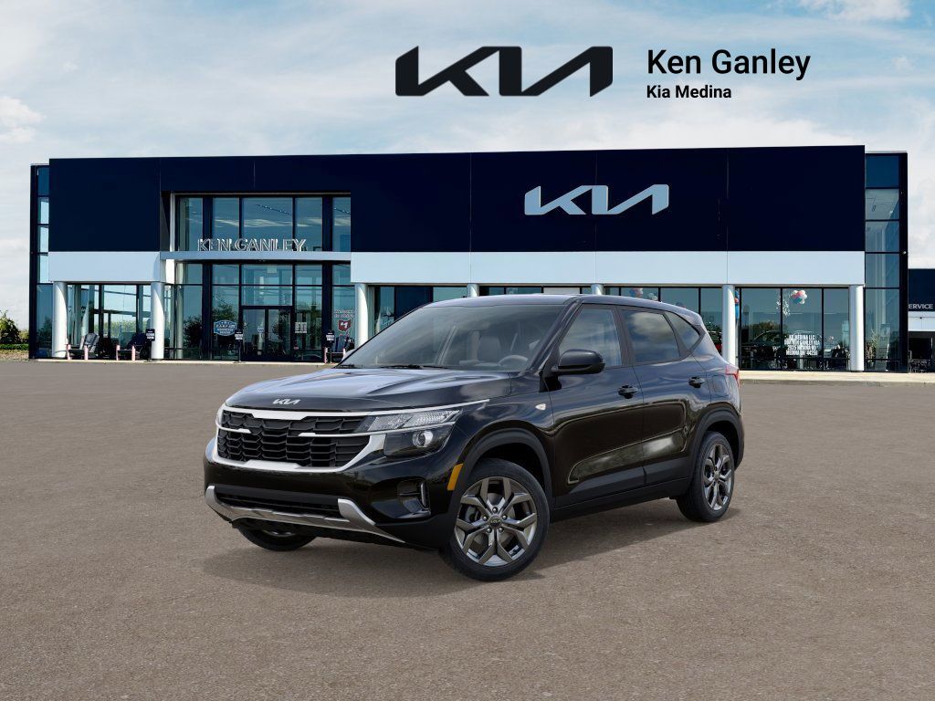2026 Kia Seltos LX's photo
