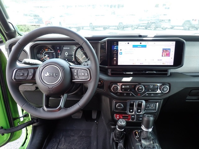 2025 Jeep Wrangler Willys photo 13