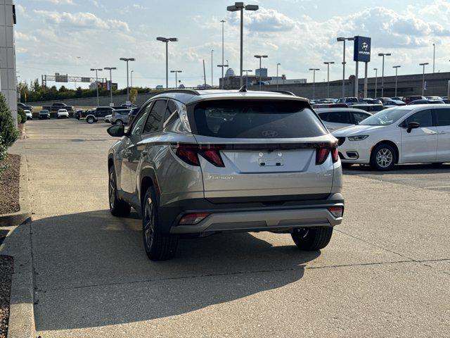 2025 Hyundai Tucson SEL photo 7