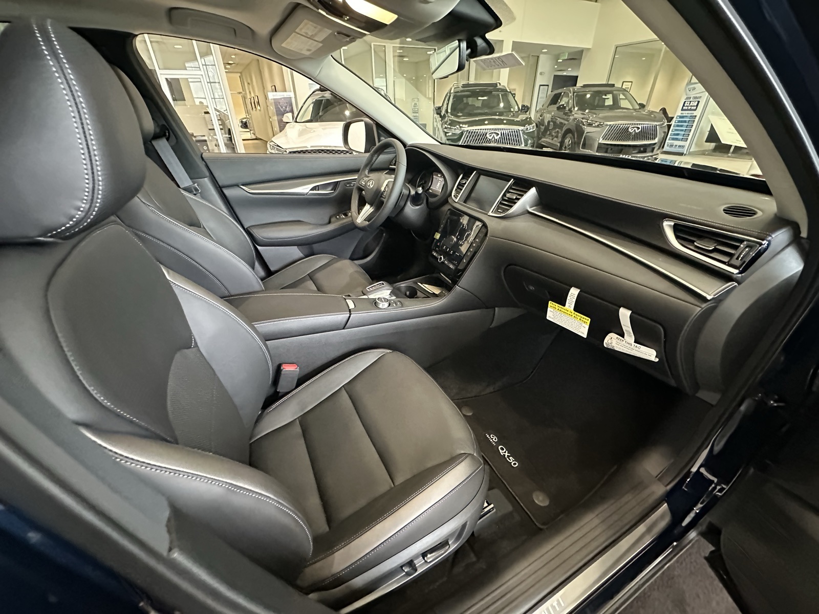 2025 Infiniti QX50 Luxe AWD photo 38