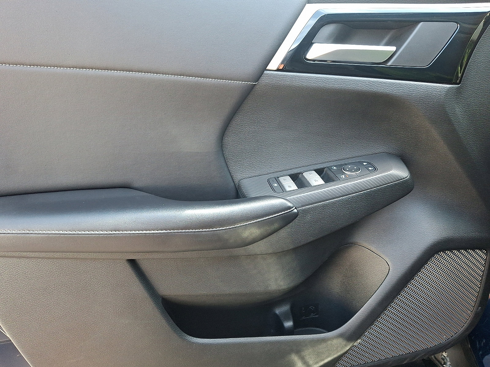 2022 Mitsubishi Outlander SE photo 11