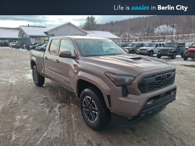 2026 Toyota Tacoma TRD Sport's photo