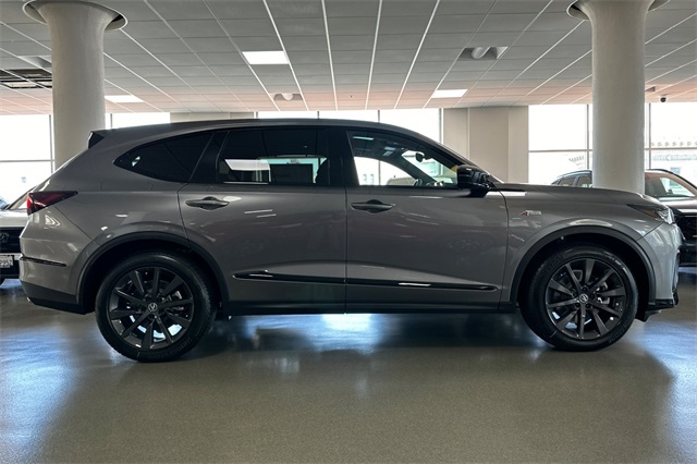 2026 Acura MDX SH-AWD A-Spec photo 3