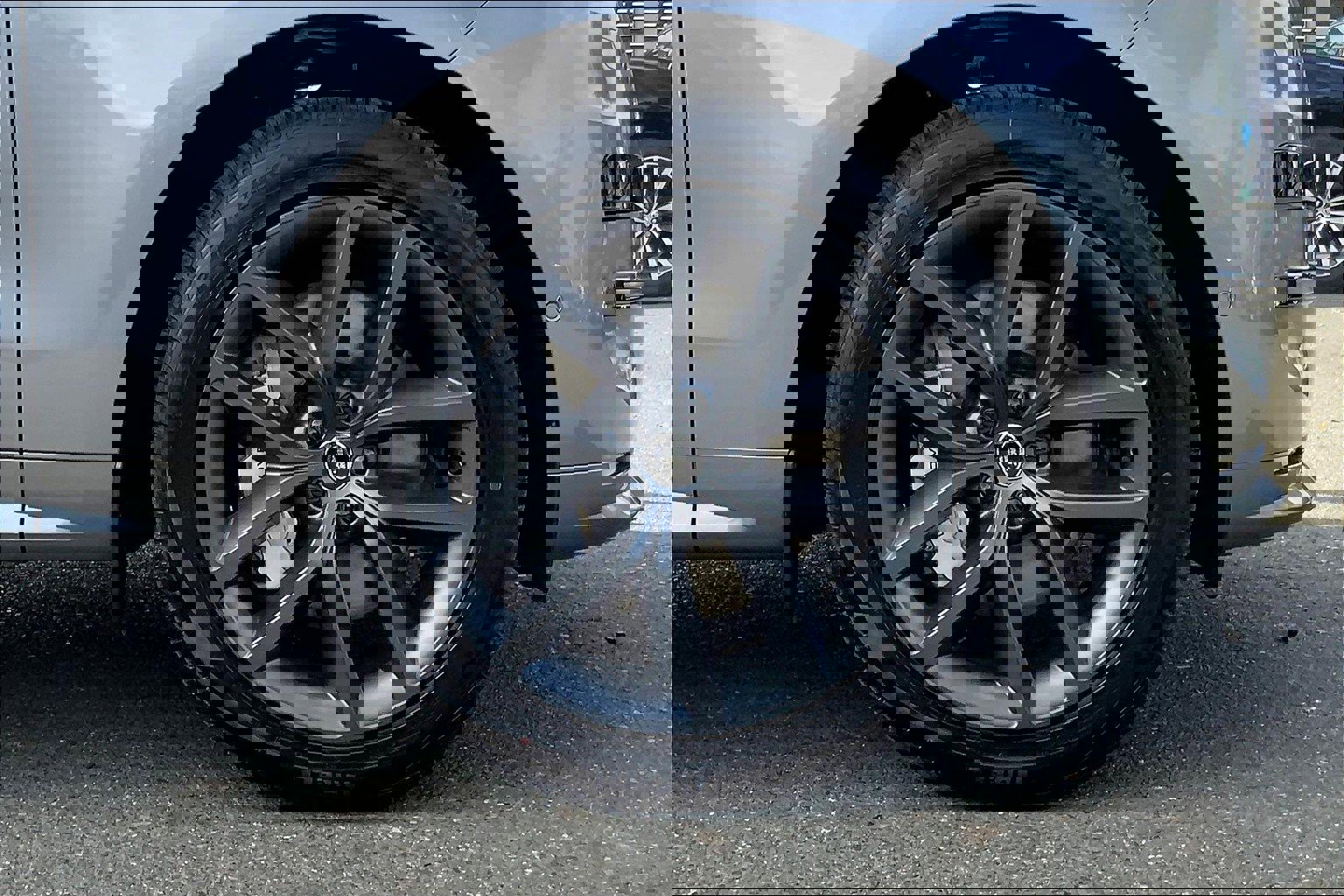 2025 Land Rover Range Rover Sport SE photo 12
