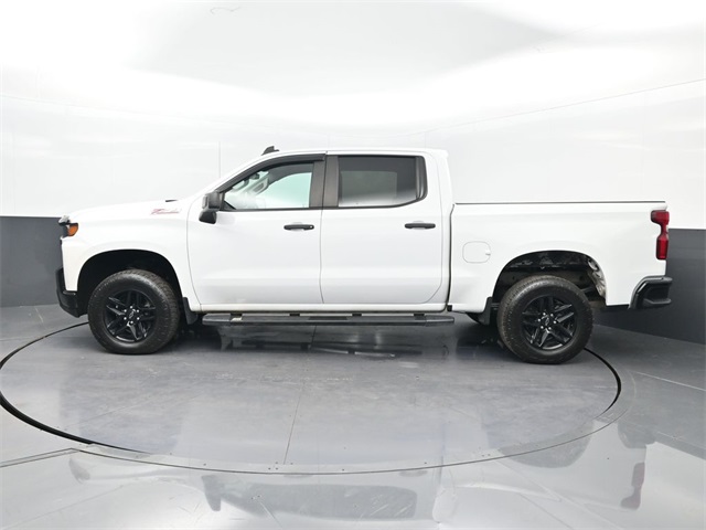 2019 Chevrolet Silverado 1500 Custom Trail Boss photo 2