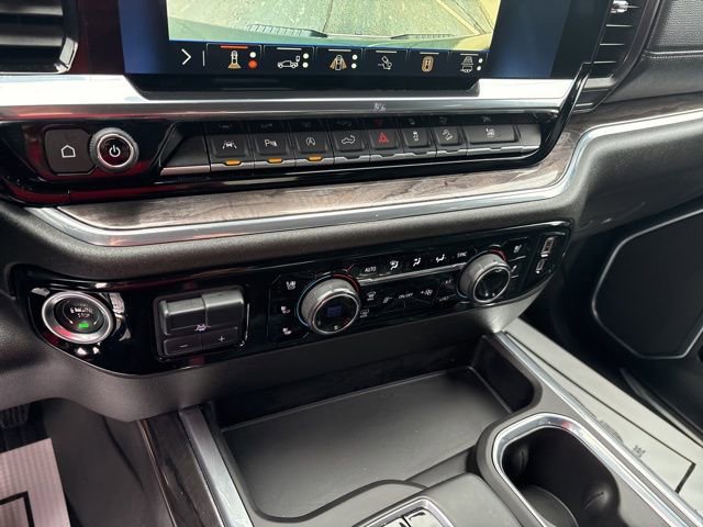 2025 Chevrolet Silverado 1500 LTZ photo 28