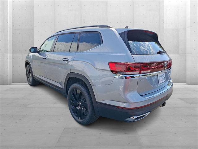 2026 Volkswagen Atlas SE Technology photo 2