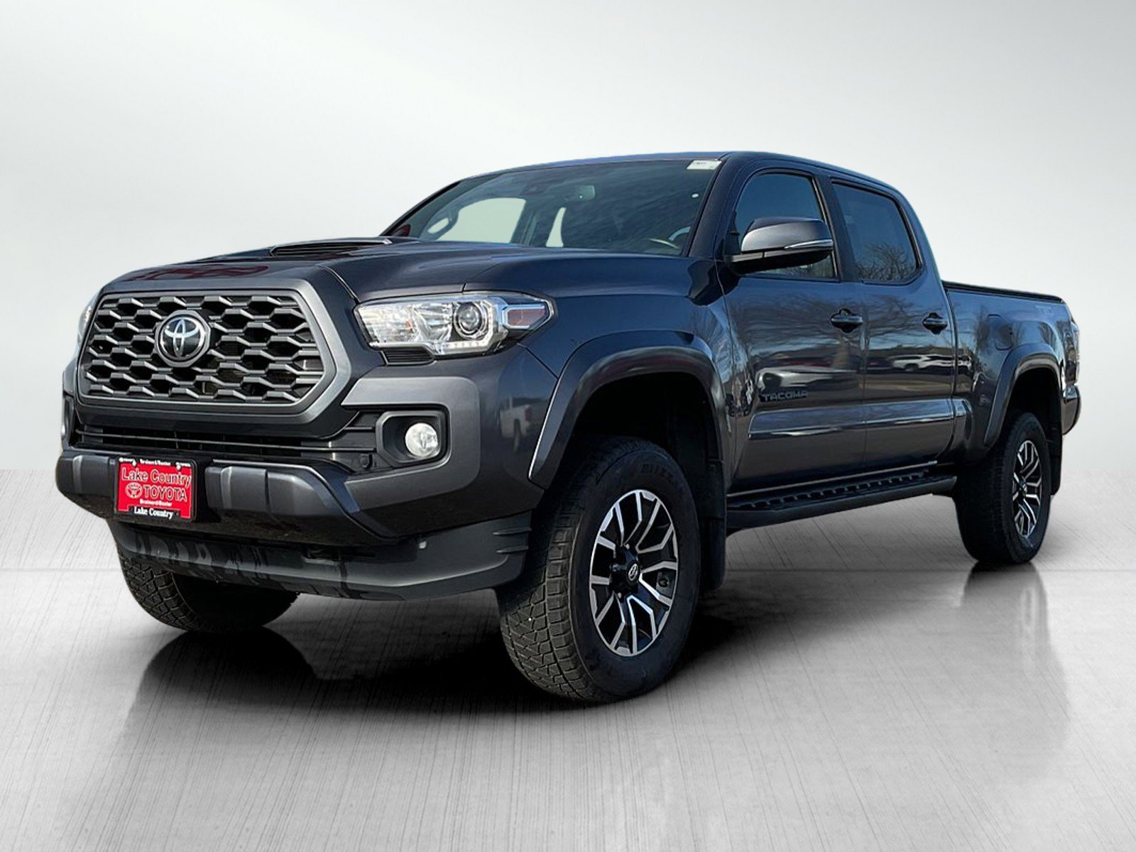 2020 Toyota Tacoma TRD Sport's photo