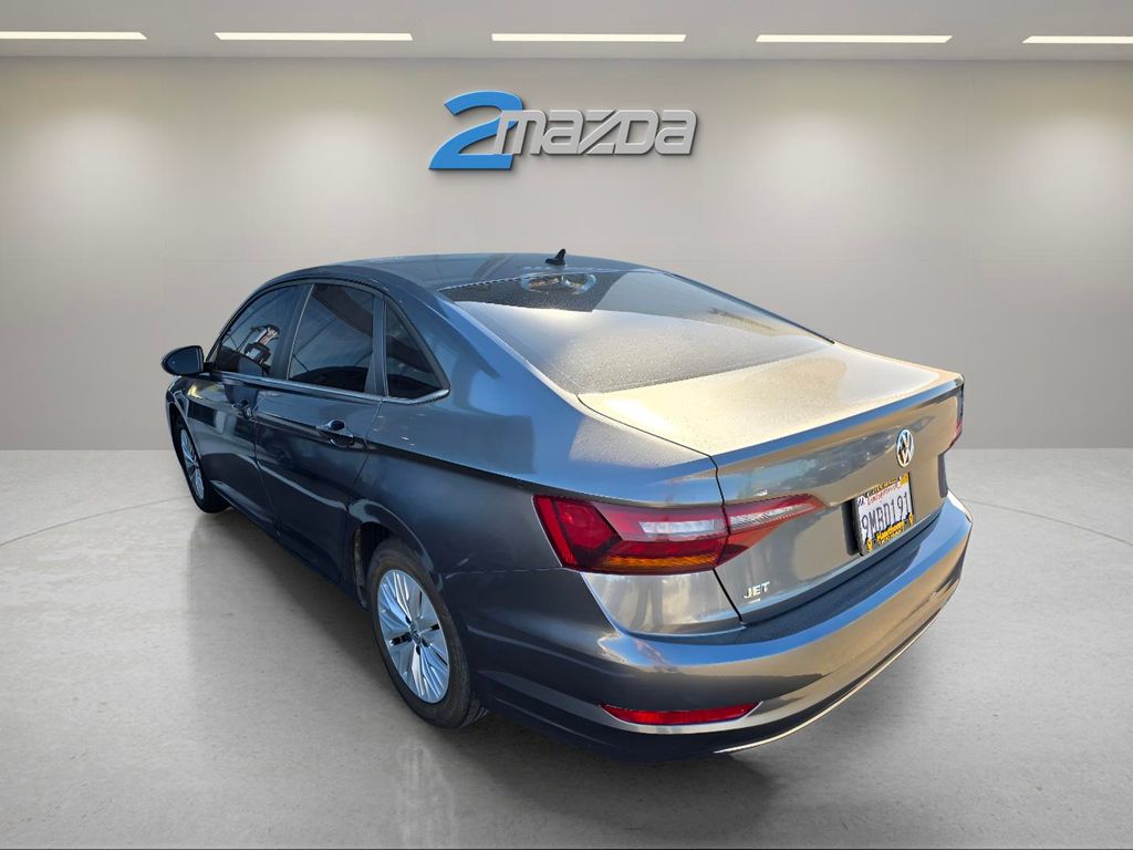 2019 Volkswagen Jetta S photo 2