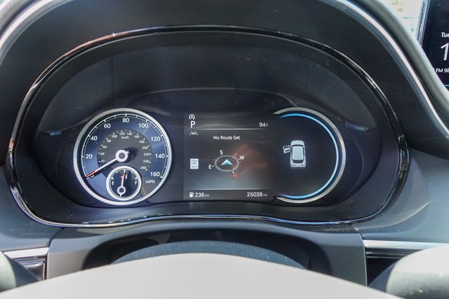 2025 Genesis GV70 2.5T photo 15