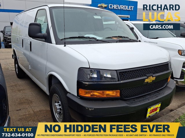2025 Chevrolet Express Cargo
