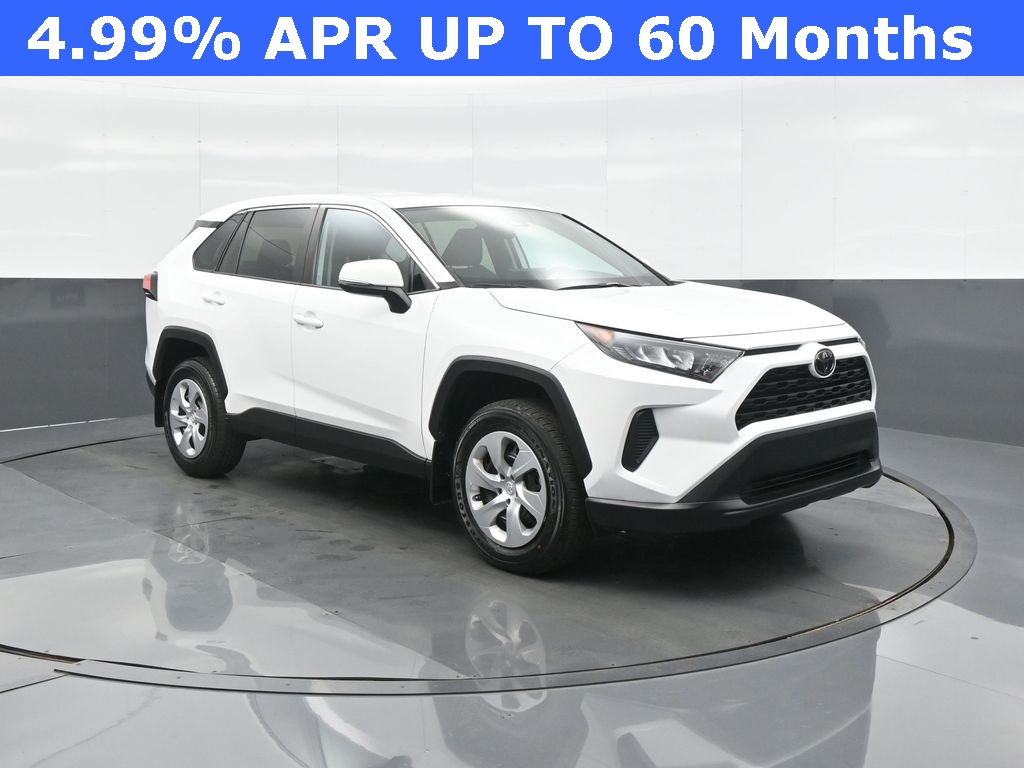 2022 Toyota RAV4 LE photo 32