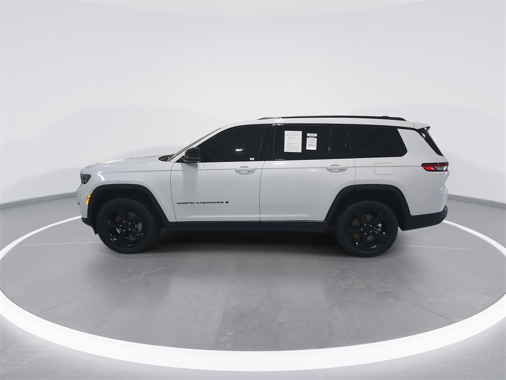 2025 Jeep Grand Cherokee Altitude X photo 4