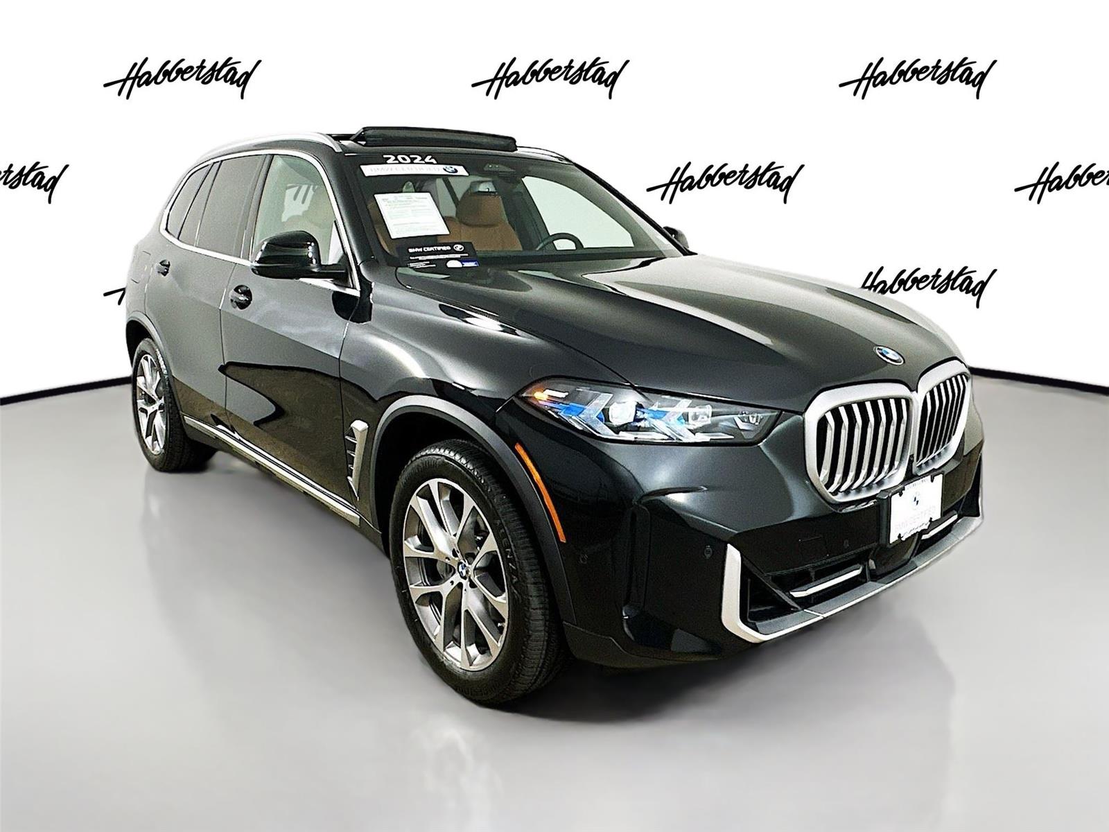 Certified Used 2025 Black Sapphire Metallic BMW xDrive40i image 3