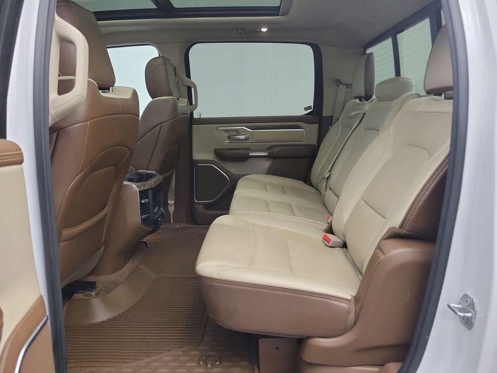 2020 Ram 1500 Laramie photo 10