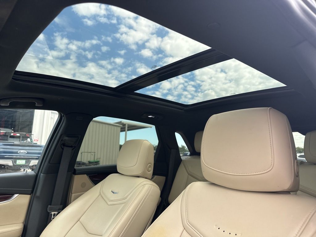 2017 Cadillac XT5 Luxury photo 14