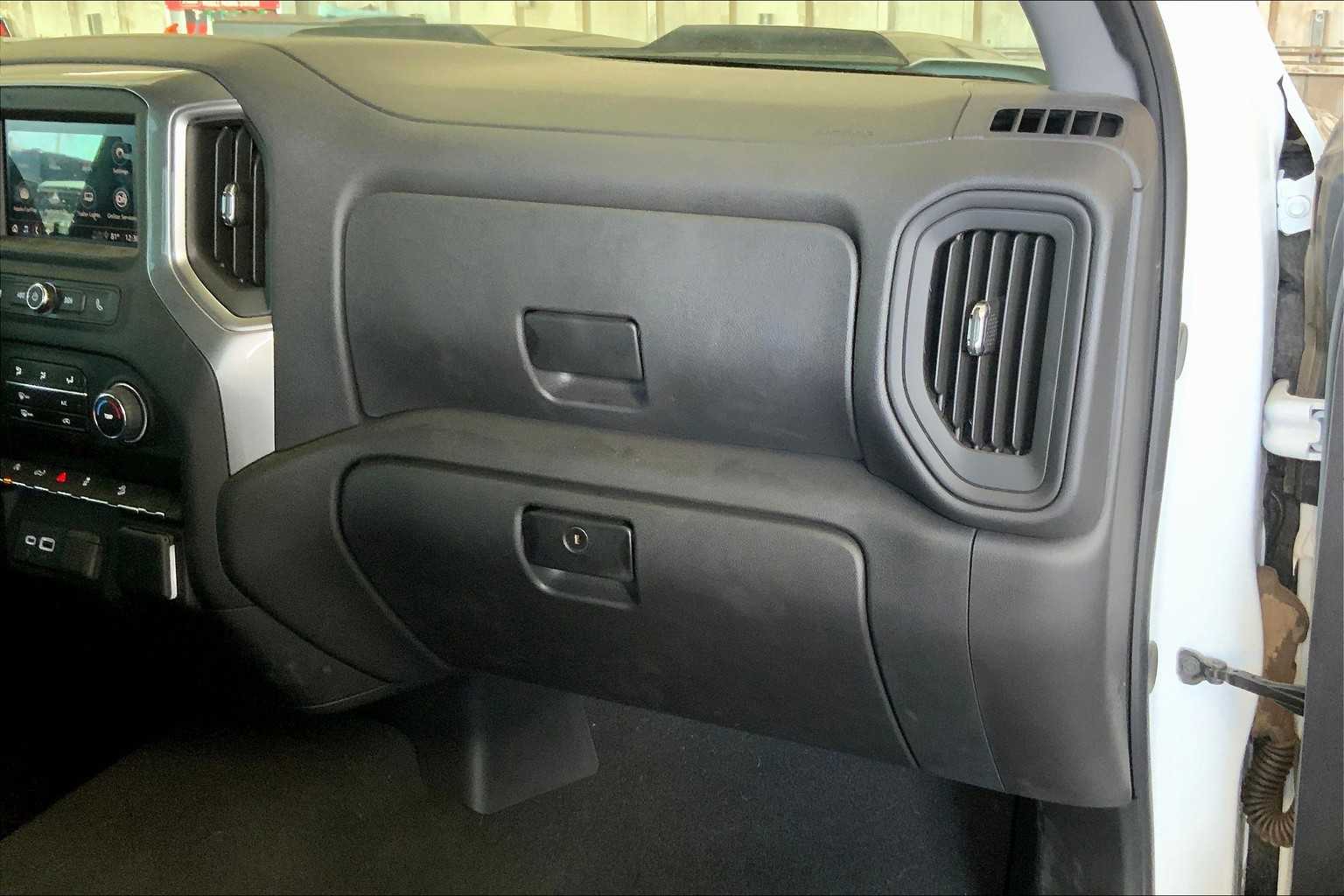 2024 Chevrolet Silverado 1500 Custom Trail Boss photo 17