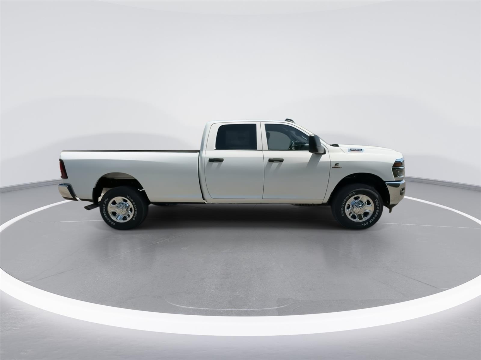 2026 Ram 2500 Tradesman photo 8