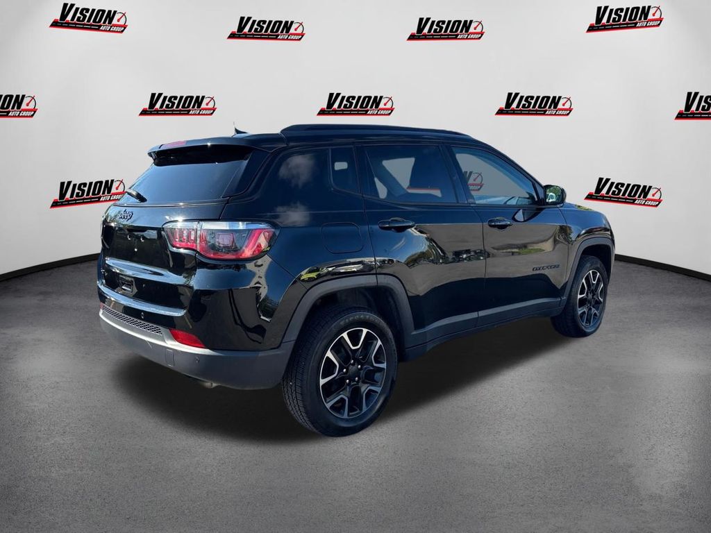 2019 Jeep Compass Sport photo 5