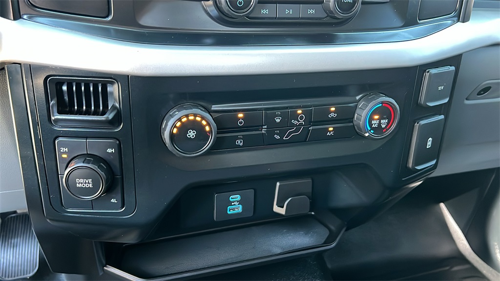 2023 Ford F-150 XL photo 10