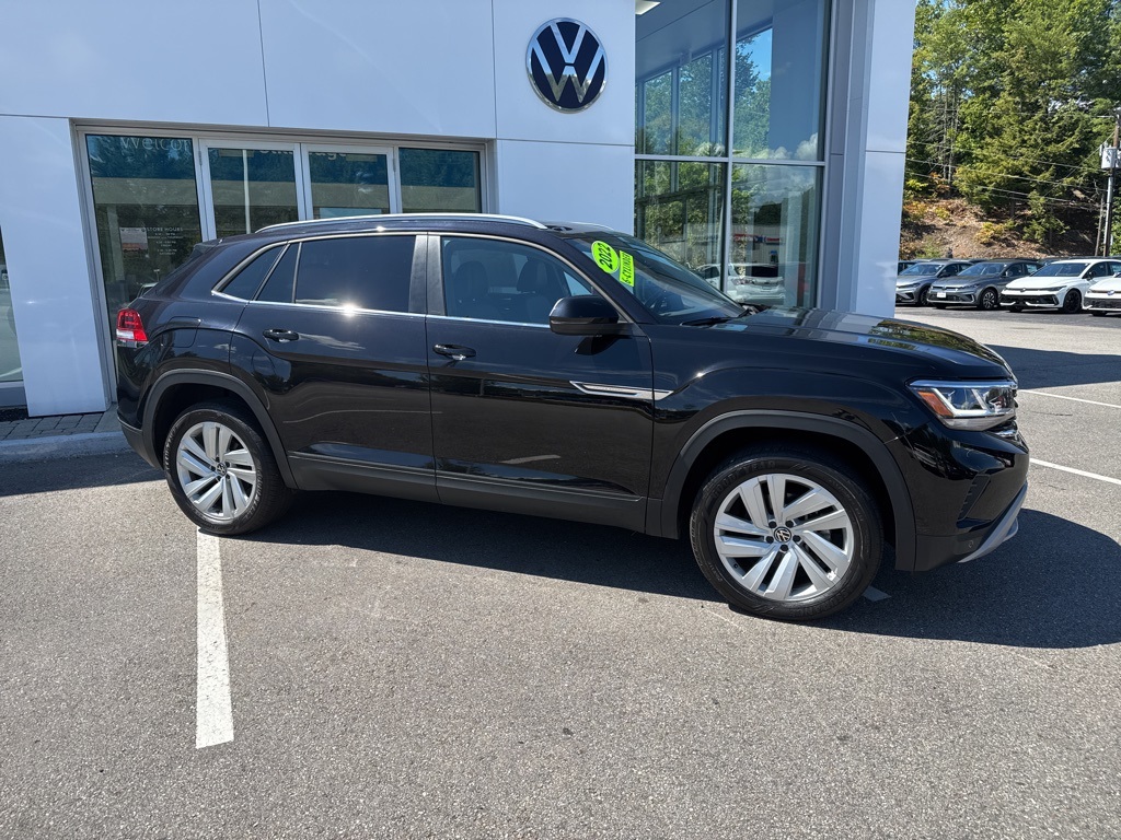 2022 Volkswagen Atlas Cross Sport V6 SE Technology photo 12