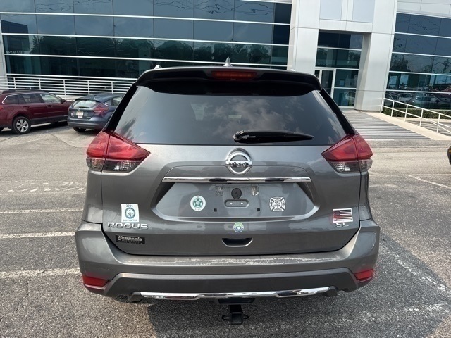 2018 Nissan Rogue SL photo 6