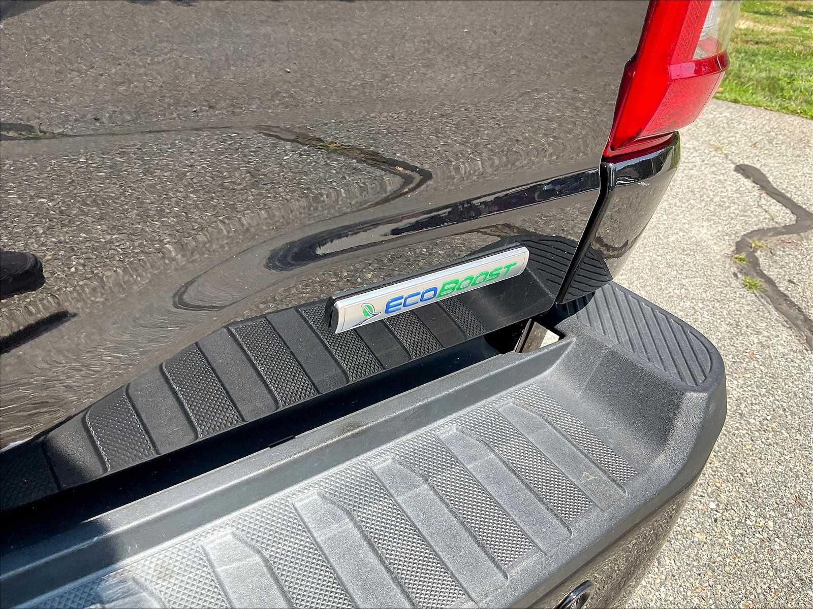2021 Ford F-150 Lariat photo 27