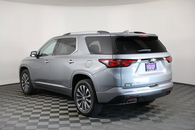 2023 Chevrolet Traverse Premier photo 3