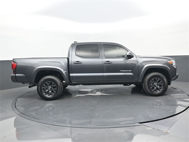 2023 Toyota Tacoma SR5 photo 2
